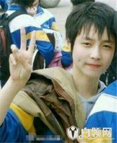 张艺兴小时候爆料视频,揭秘明星成长背后的温馨瞬间 第2张 张艺兴小时候爆料视频,揭秘明星成长背后的温馨瞬间 第2张